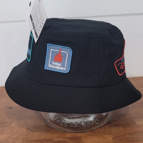 Exclusive Tokyo Disneyland Resort logo bucket hat with embroidered patches. - Picture 3 of 4